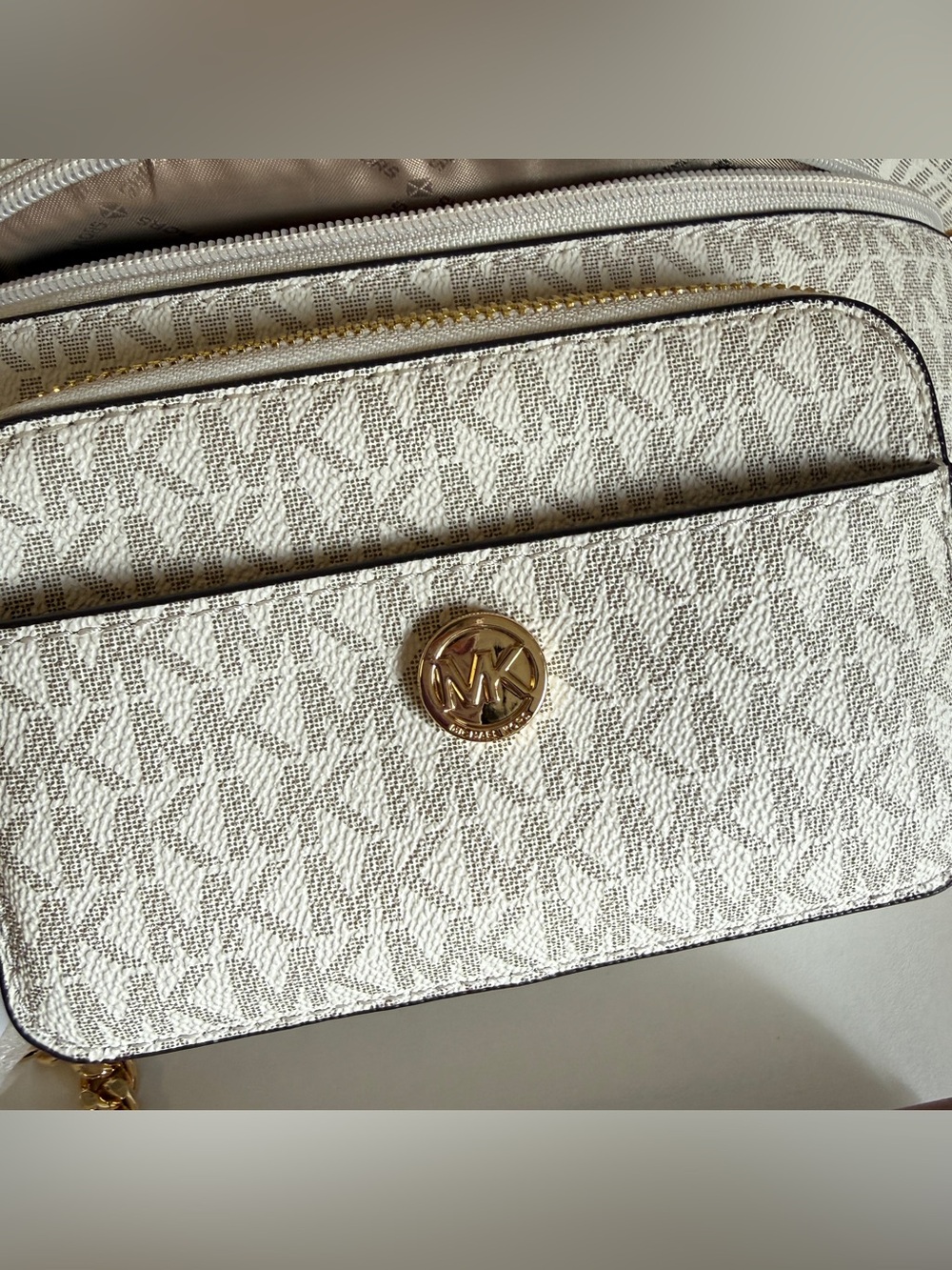 Michael Kors MAISIE LG 2in1 WAISTPACK - Picture 11 of 13